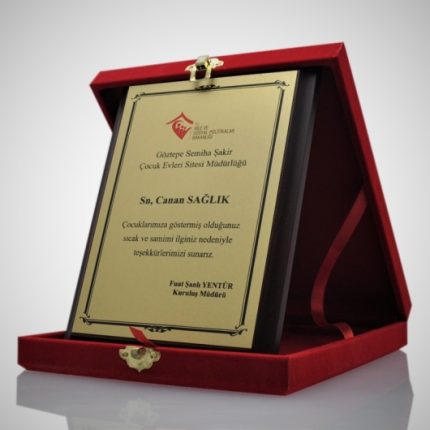 Kadife Kutulu Plaket
