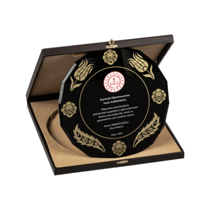 Öğretmene Kristal Tabak Plaket